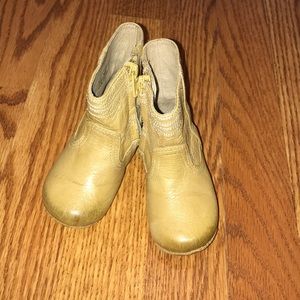 Frye infant boots size 3